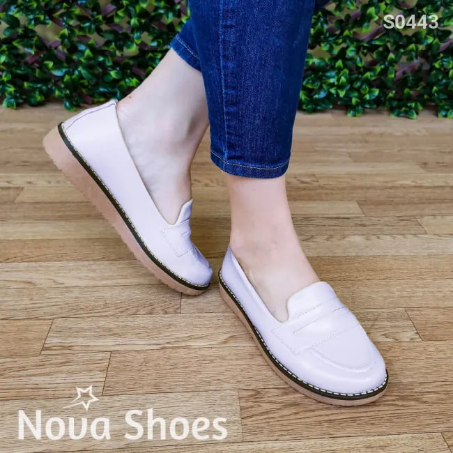 Bello mocasin de un solo color con plantilla suave, estilo bajito