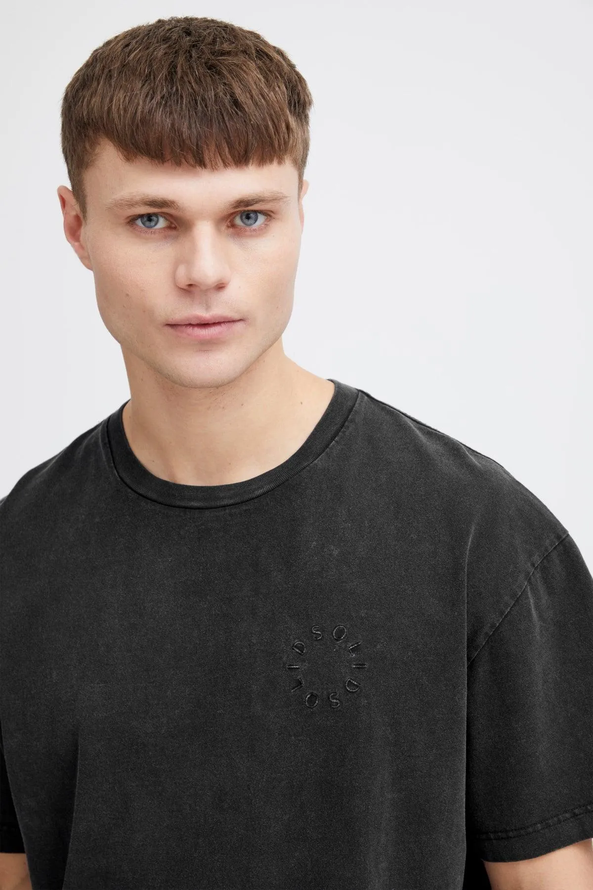 Camiseta !Solid Ismael True Black