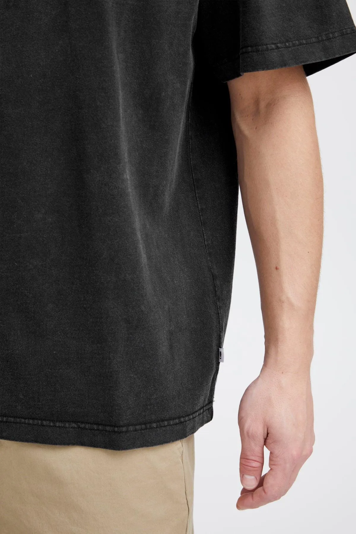 Camiseta !Solid Ismael True Black