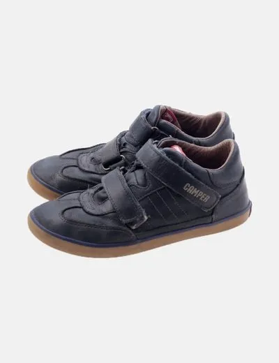 Camper Deportiva azul velcro