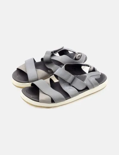 Camper Sandalia gris básica