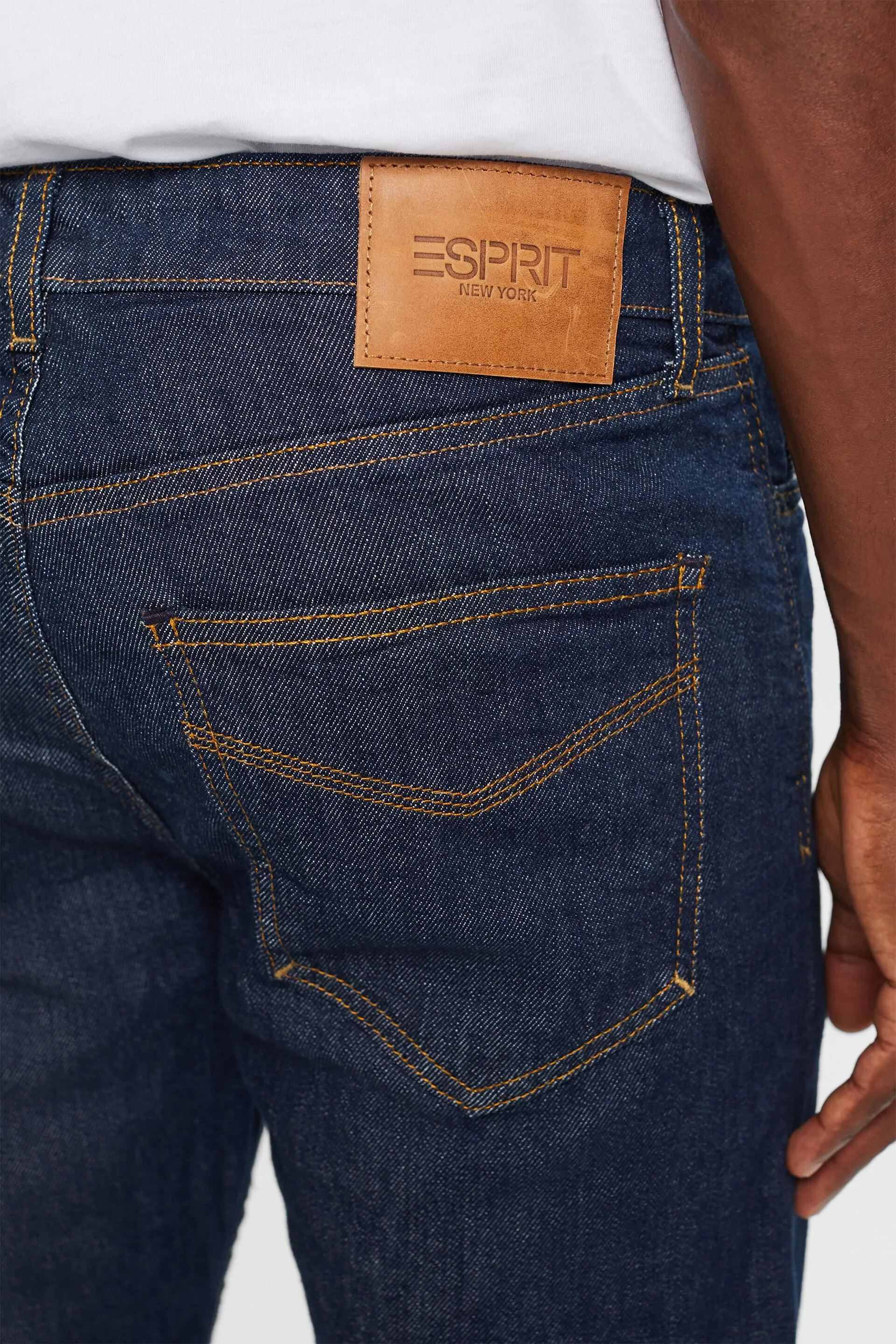 JEANS MIDRISE STRAIGHT FIT