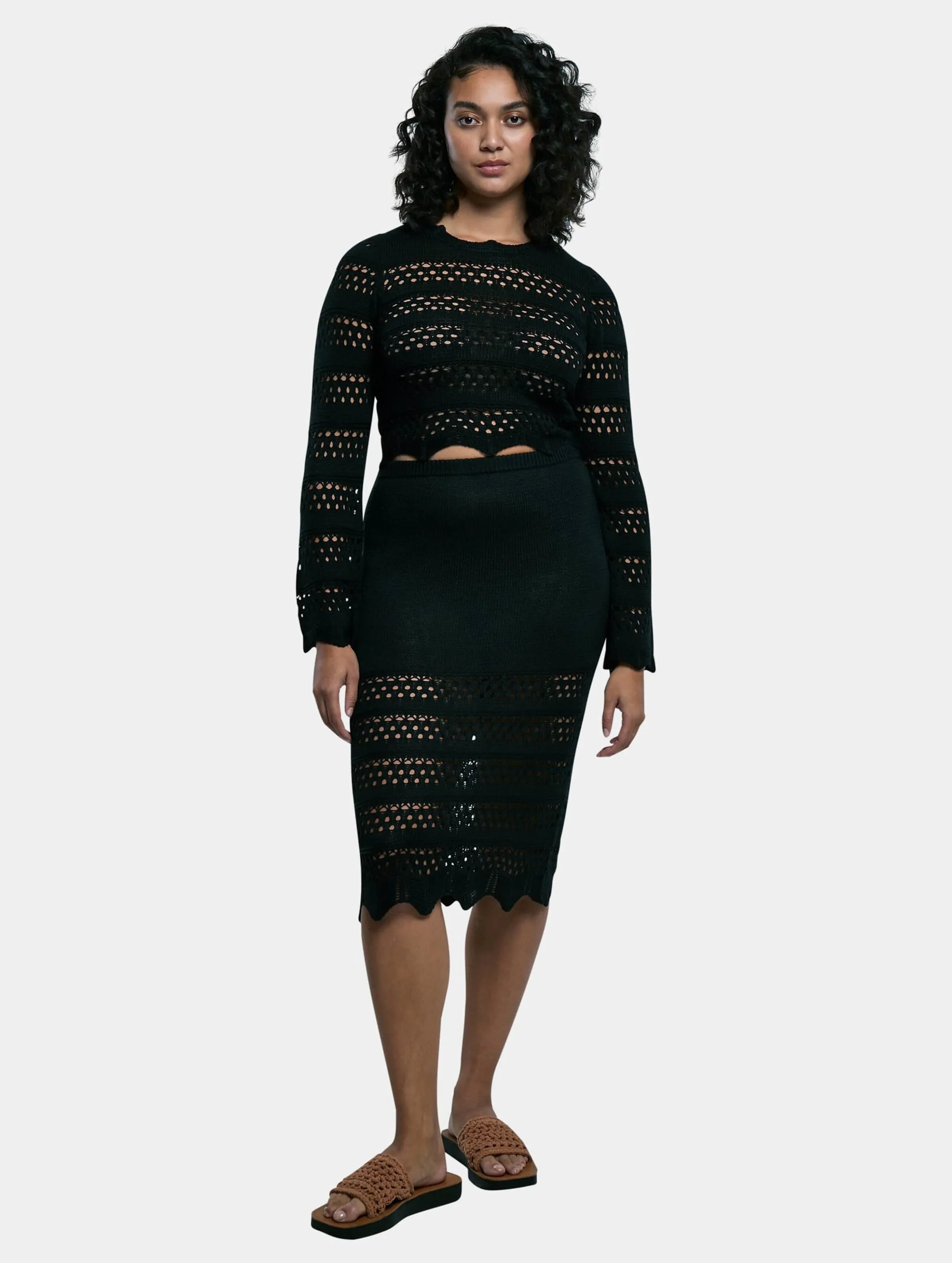  Ladies Cropped Crochet Knit