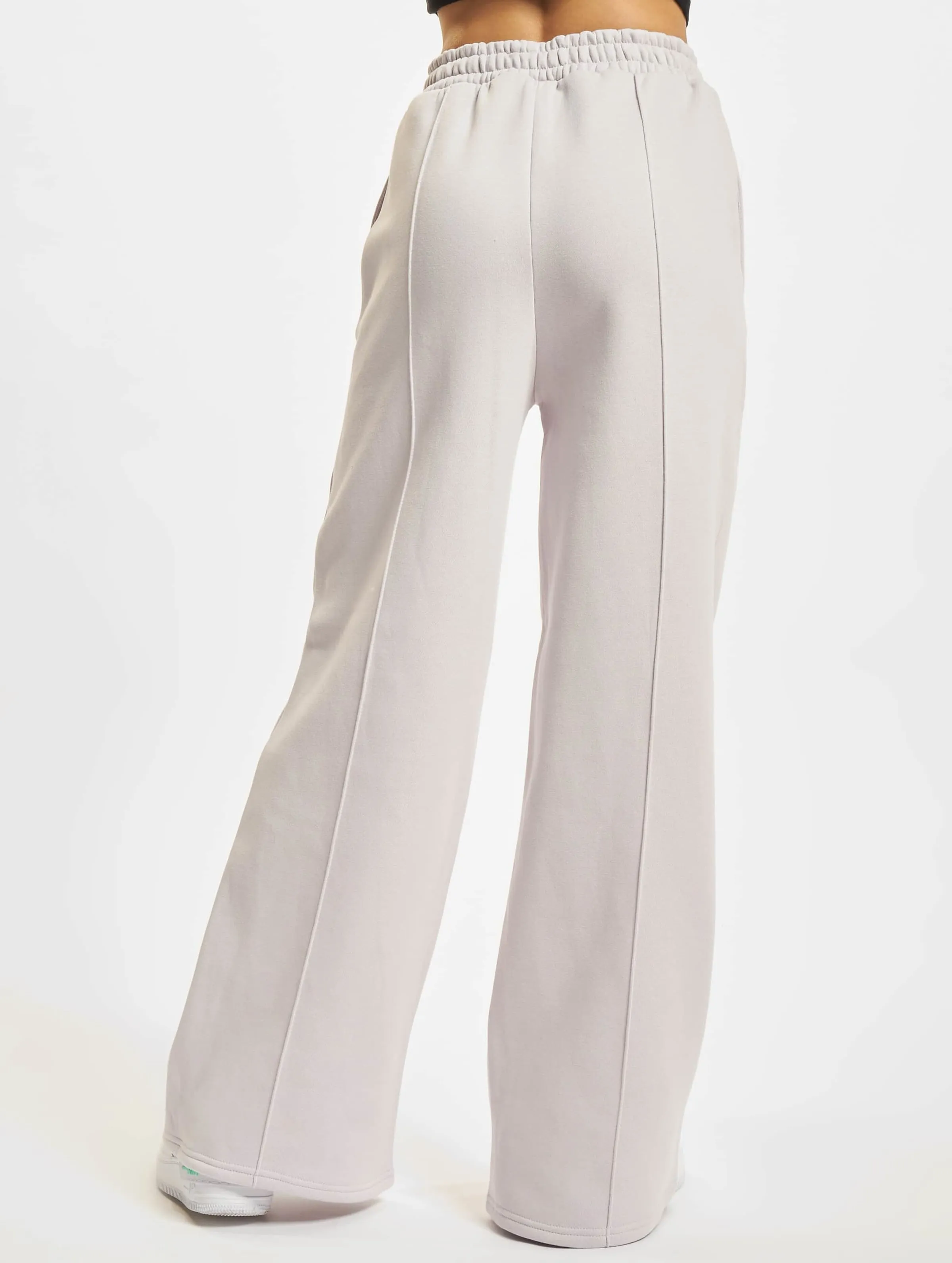 Ladies Straight Pin Tuck