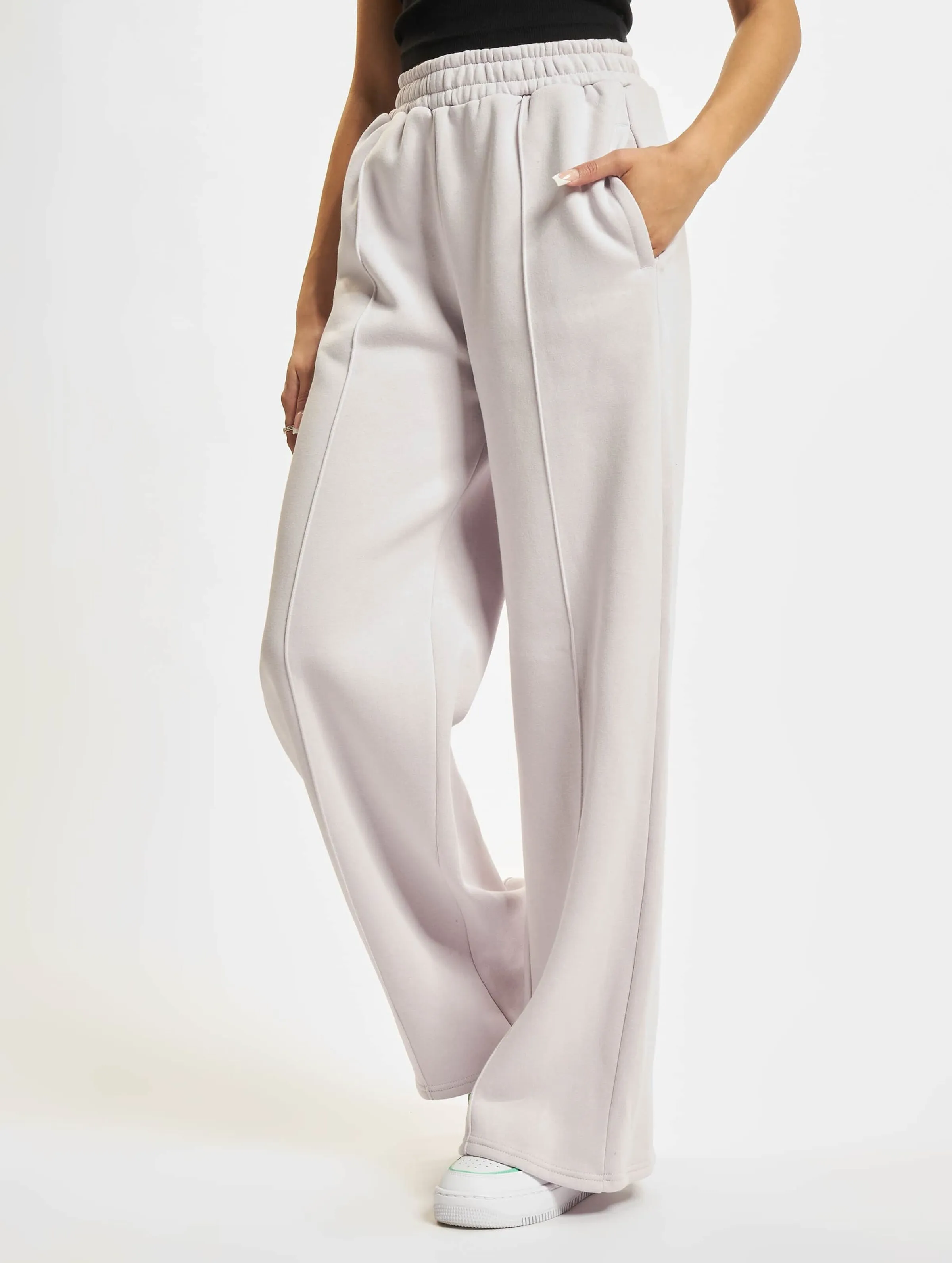 Ladies Straight Pin Tuck