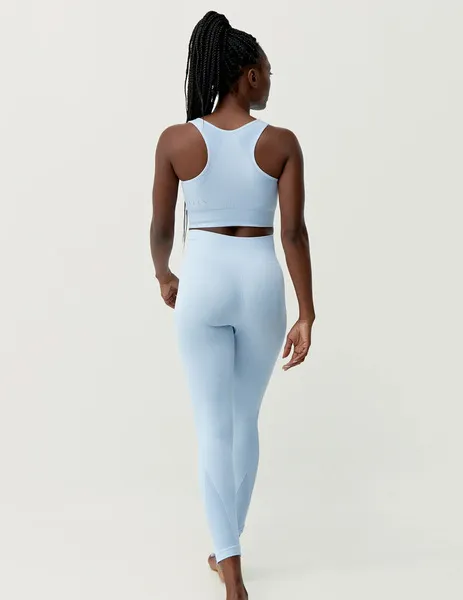 malla born living yoga AMAL, celeste