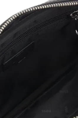 Neceser de piel sintética con estampado de monograma en el bolsillo frontal