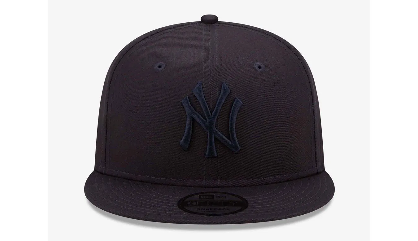 New Era MLB 940 League Essential NEYYAN