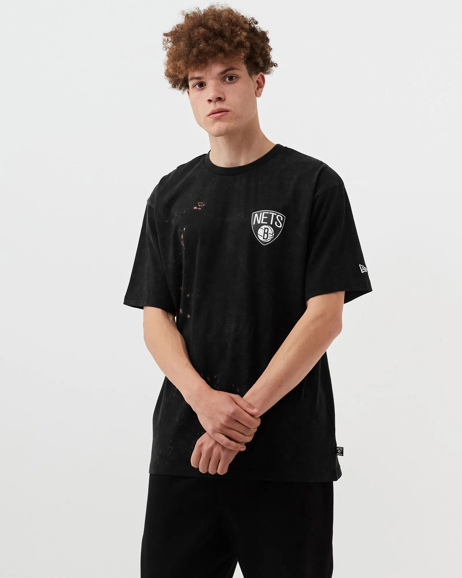 New Era WASHED PACK GRAPHIC OS TEE BROOKLY NETS