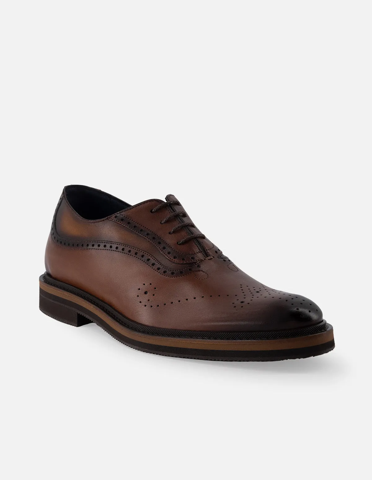 Oxford +7 cm de altura de piel color caoba con picado María y ensombrecido para hombre