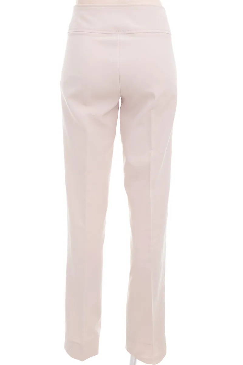 PANTALóN COLOR BEIGE  CLOSEANDO