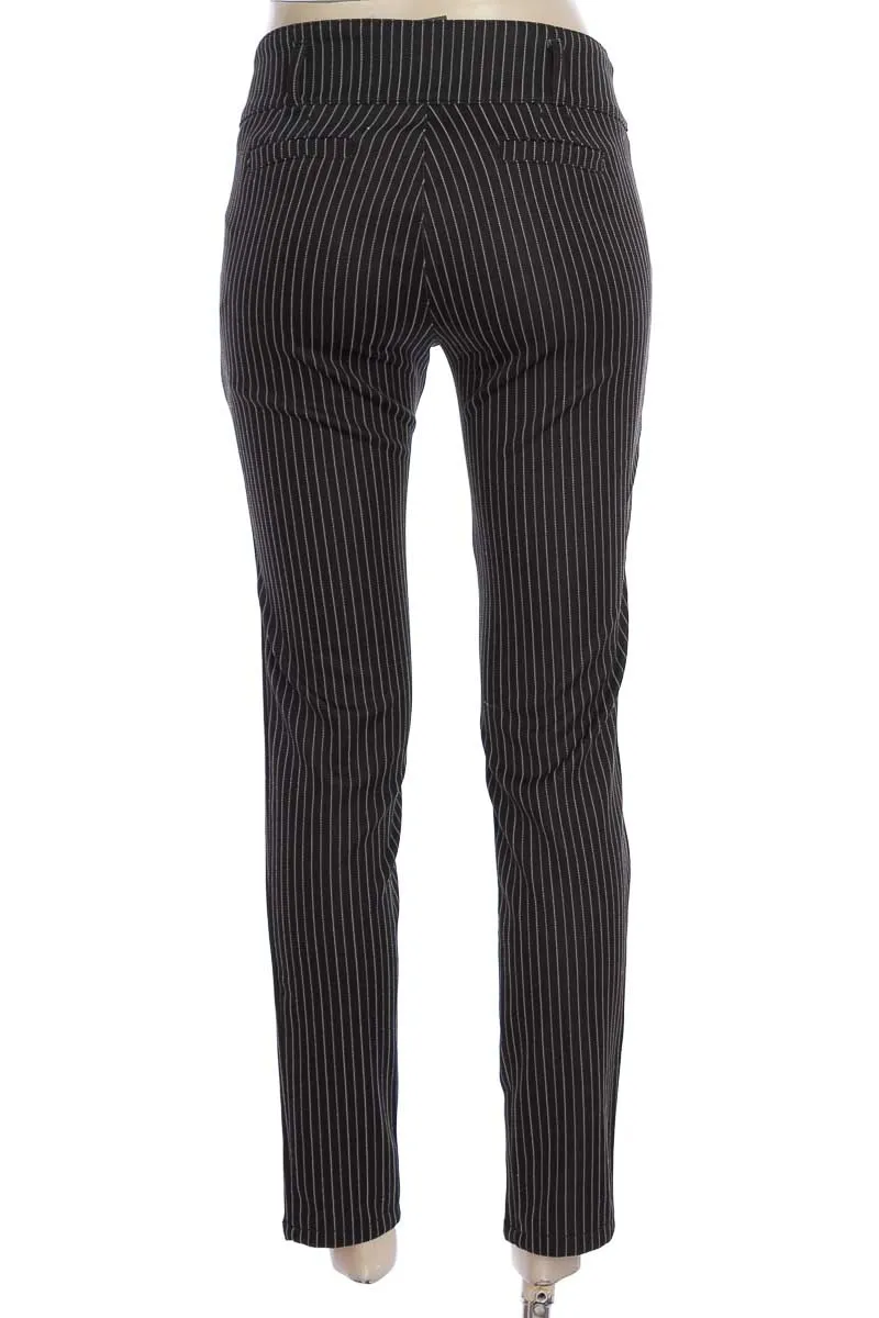 PANTALóN COLOR NEGRO  GREAT LAND