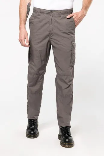 Pantalón ligero multibolsillos para hombre