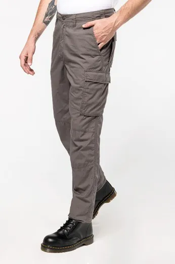 Pantalón ligero multibolsillos para hombre