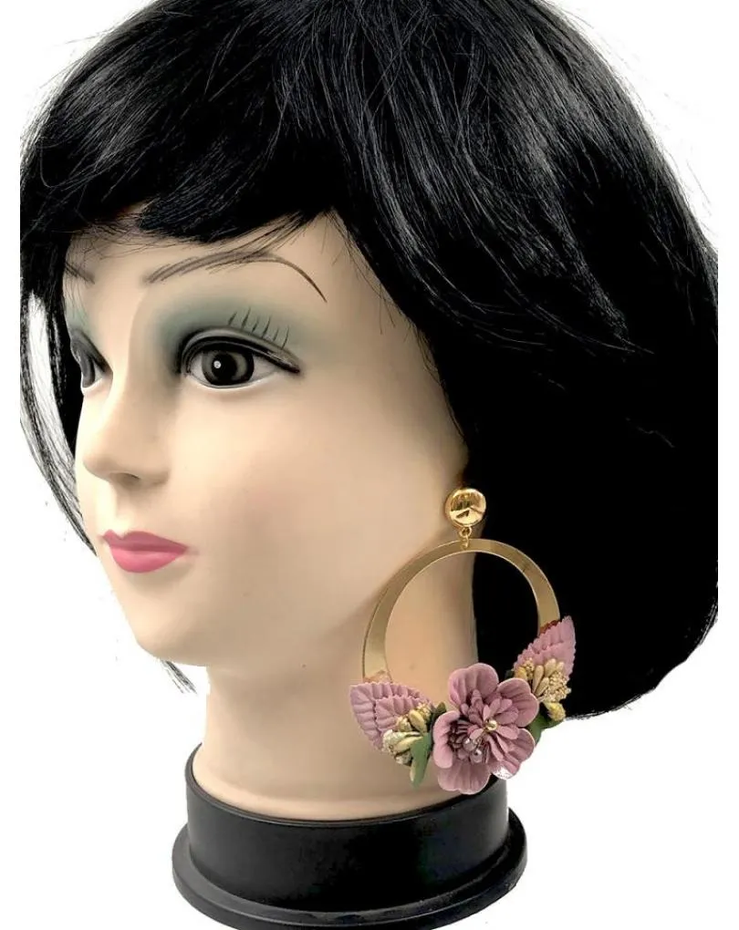 PENDIENTES DE FLAMENCA LILAS DE AROS GRANDES Y FLORES