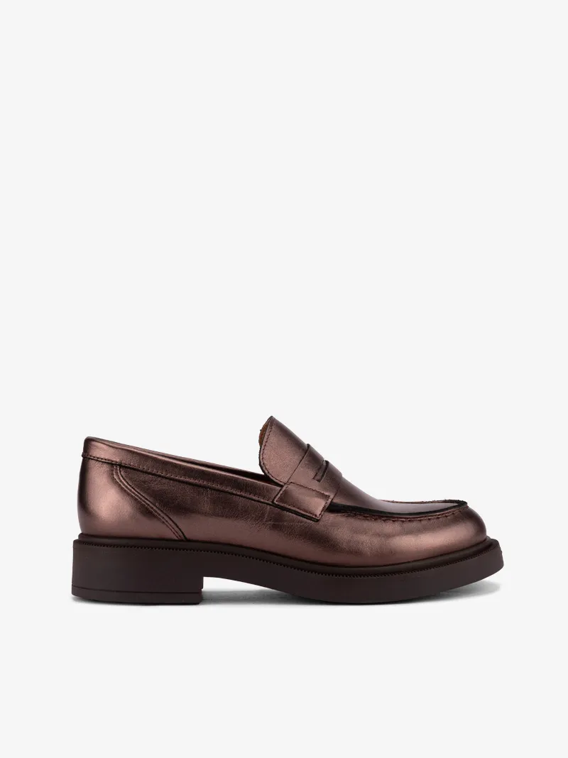 SAPATO LOAFER ESTILO MOCASSIN EM VERNIZ ESTAMPADO