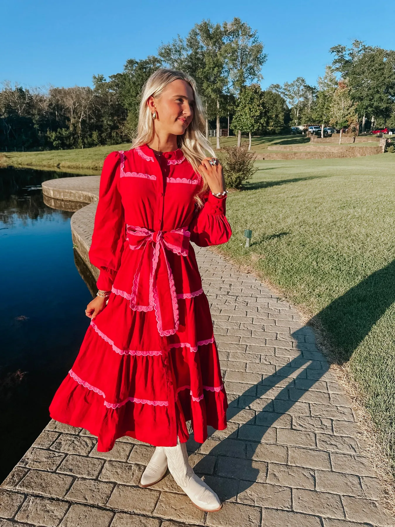 SHE'S UNFORGETTABLE RED MIDI DRESS