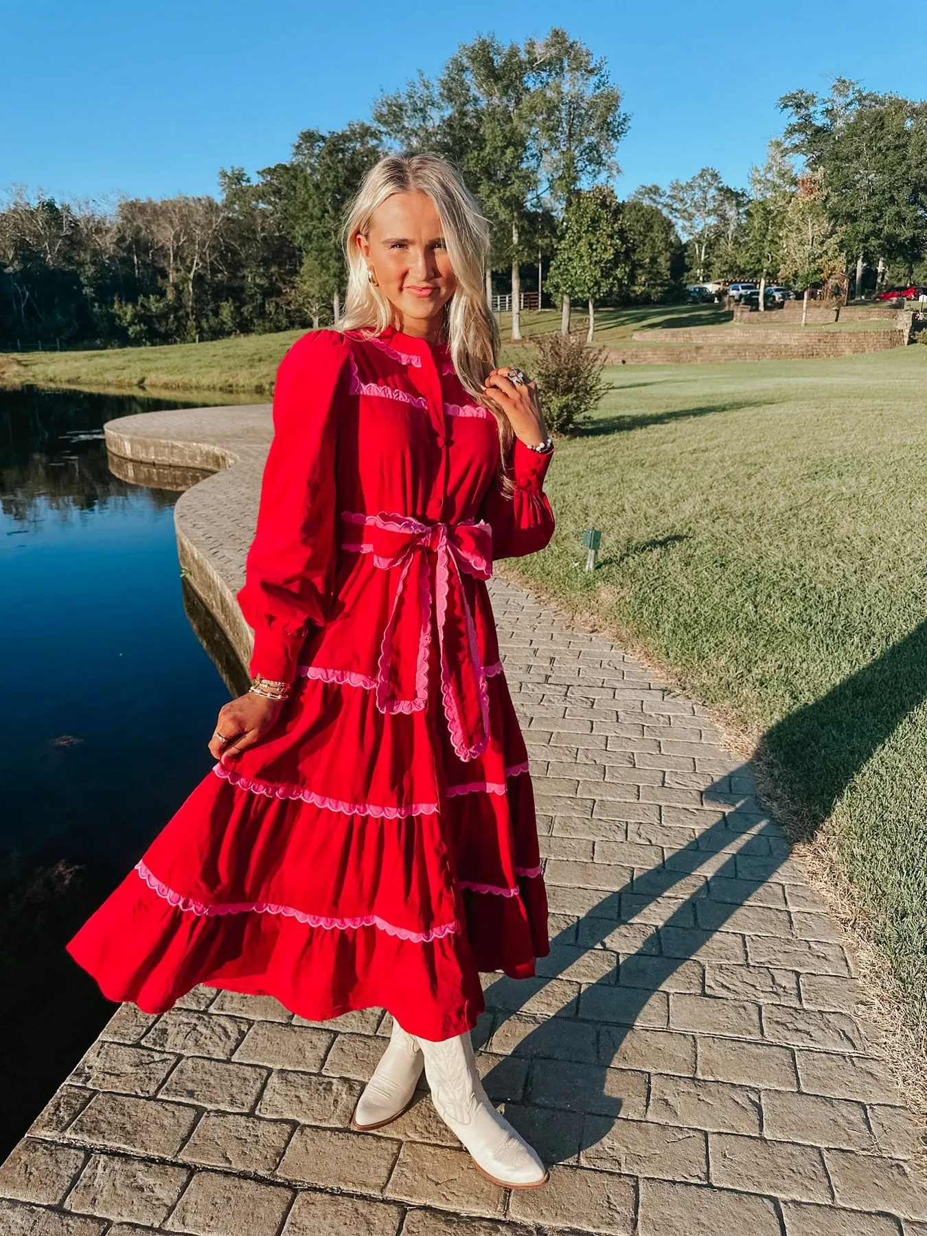 SHE'S UNFORGETTABLE RED MIDI DRESS