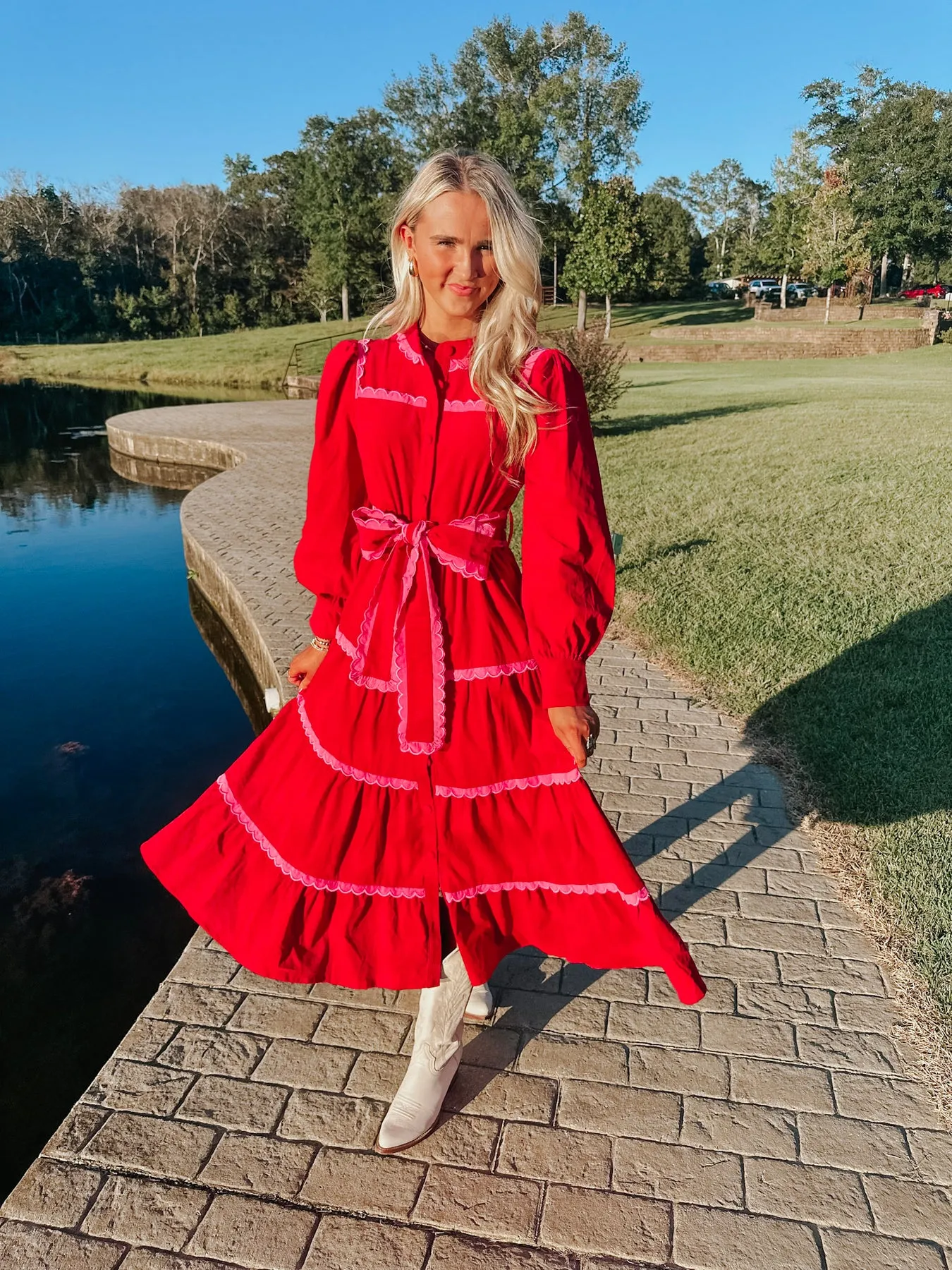 SHE'S UNFORGETTABLE RED MIDI DRESS