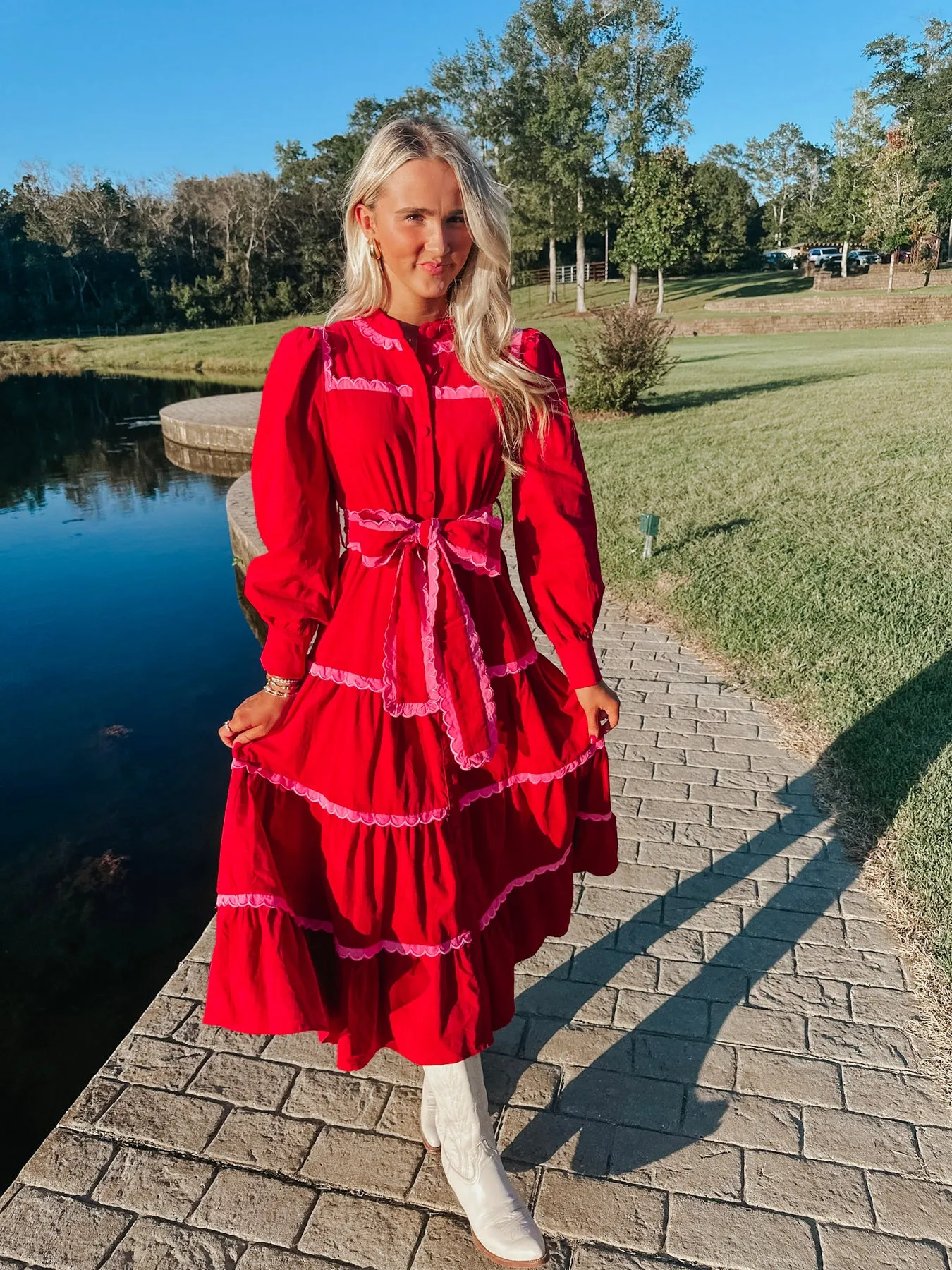 SHE'S UNFORGETTABLE RED MIDI DRESS
