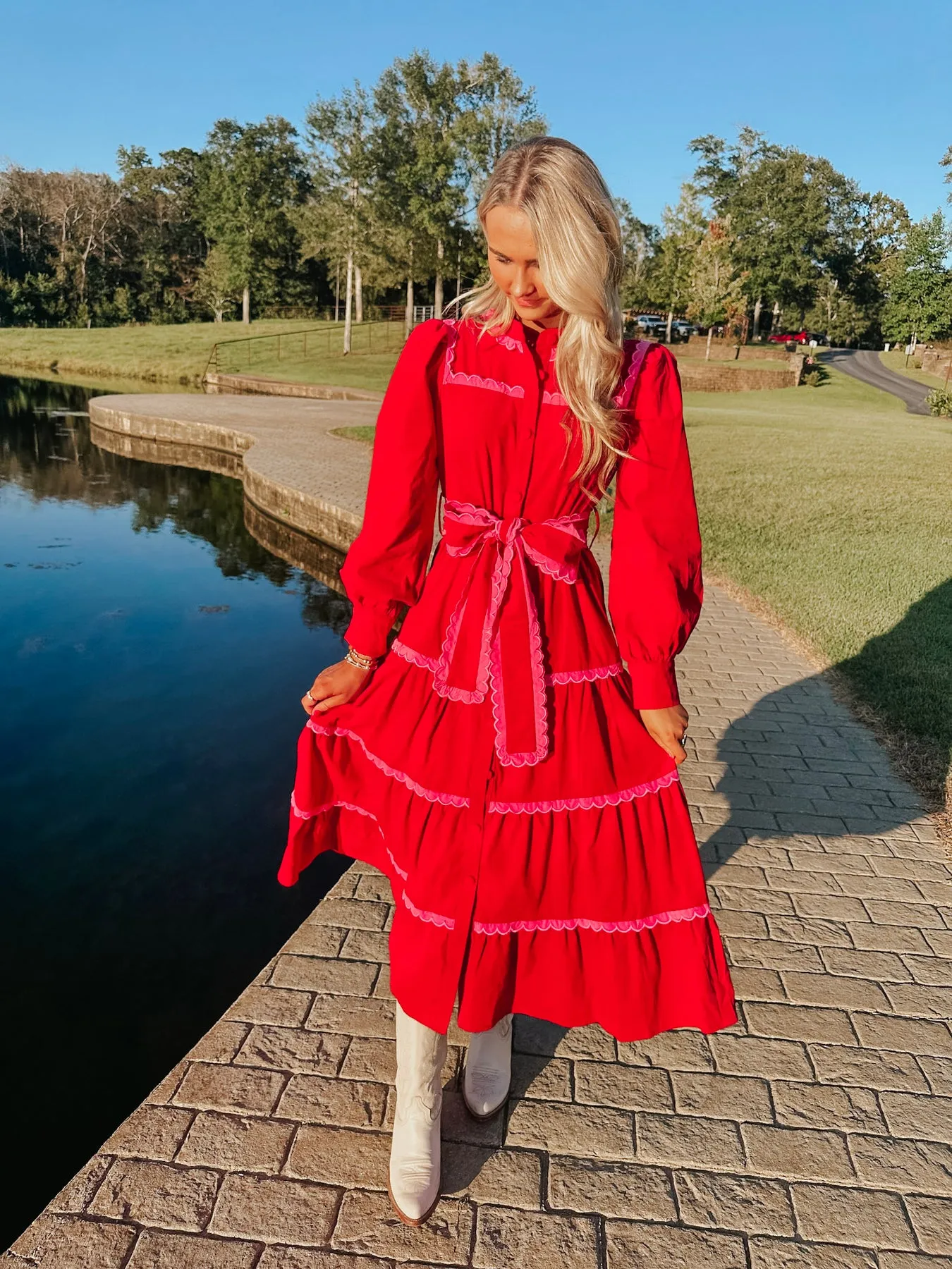 SHE'S UNFORGETTABLE RED MIDI DRESS