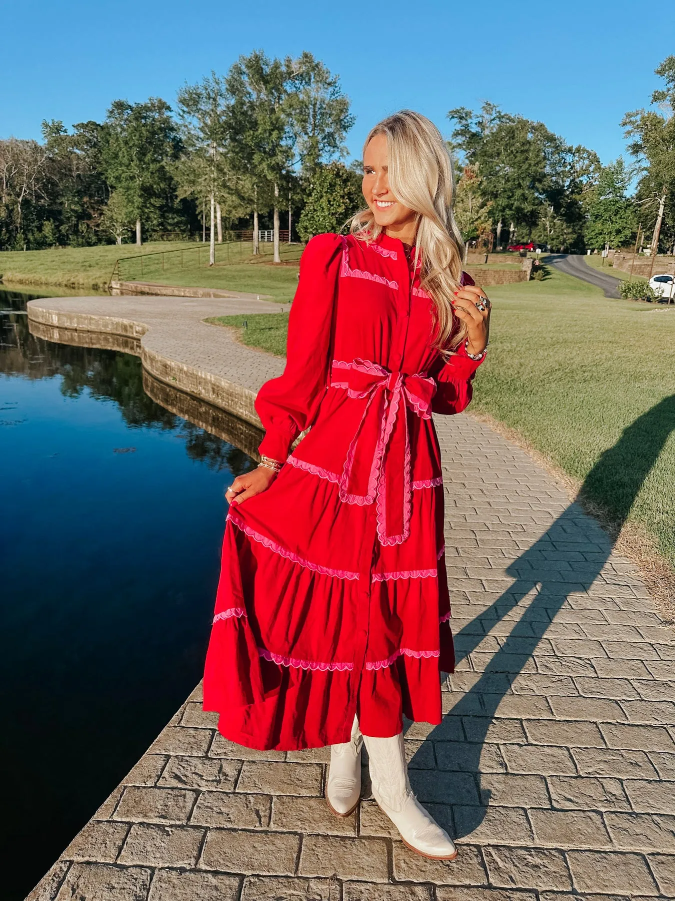 SHE'S UNFORGETTABLE RED MIDI DRESS