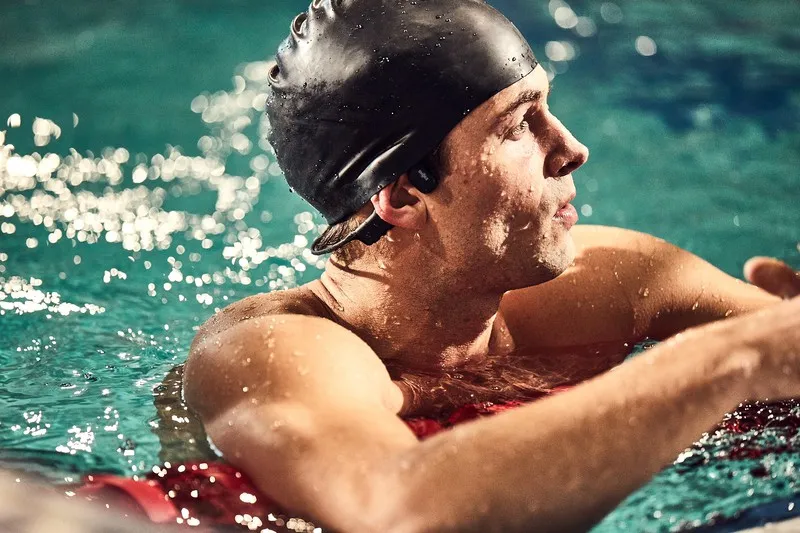 SHOKZ OpenSwim Black MP3 Acuático de Transmisión Ósea