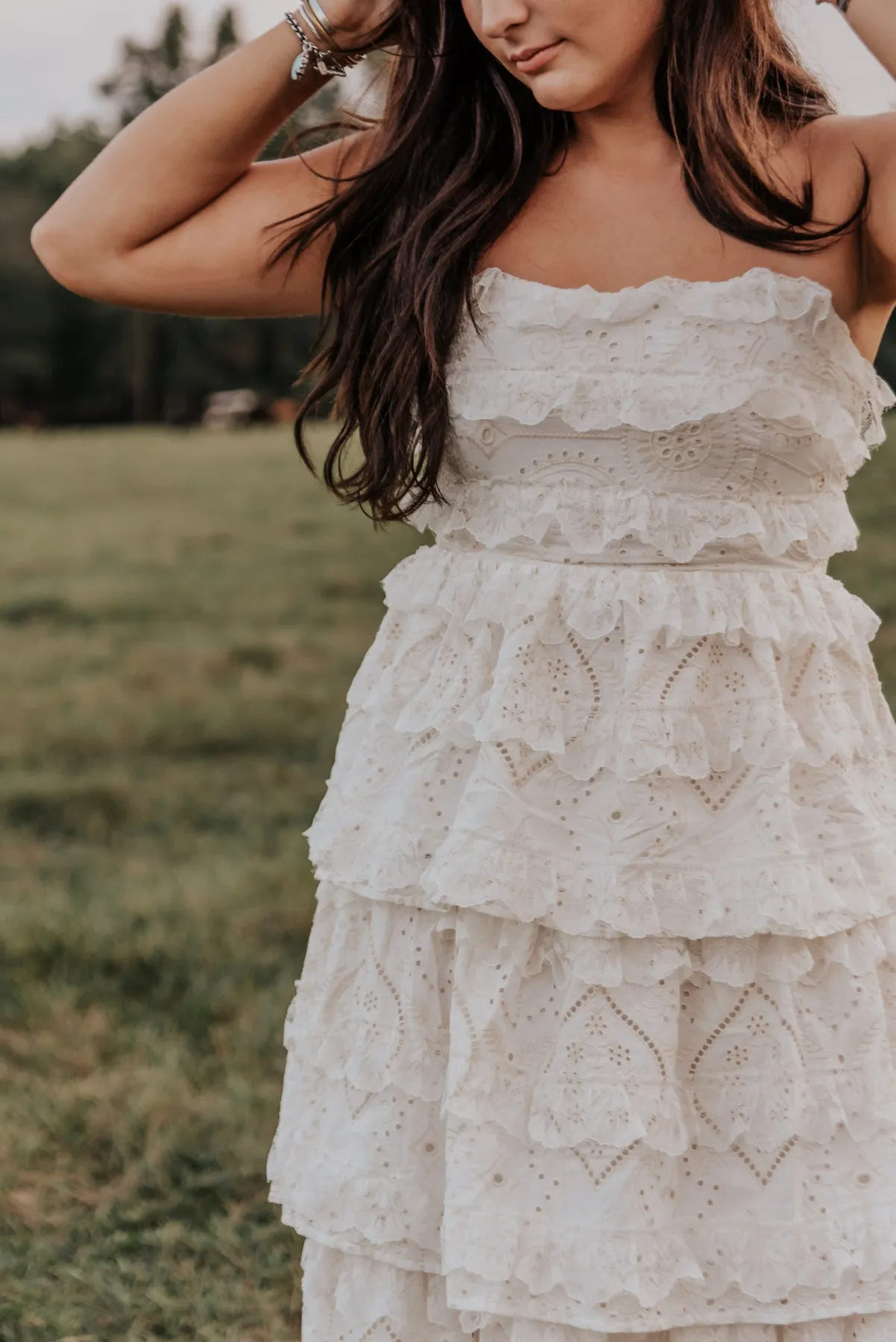 SWEET MOMENT OFF WHITE MIDI DRESS