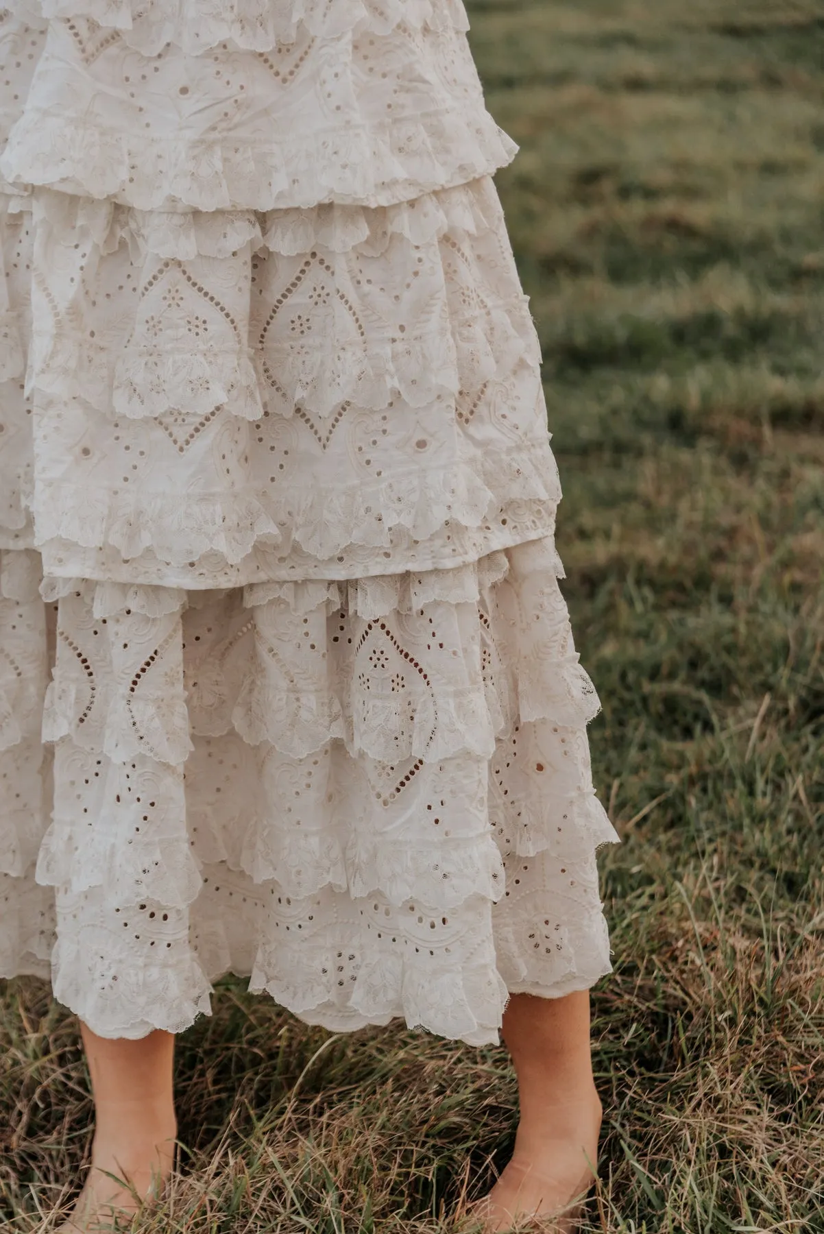 SWEET MOMENT OFF WHITE MIDI DRESS