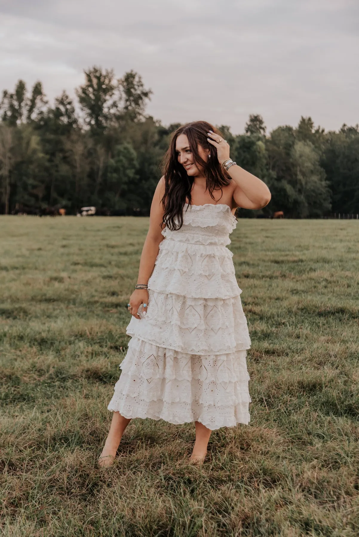 SWEET MOMENT OFF WHITE MIDI DRESS