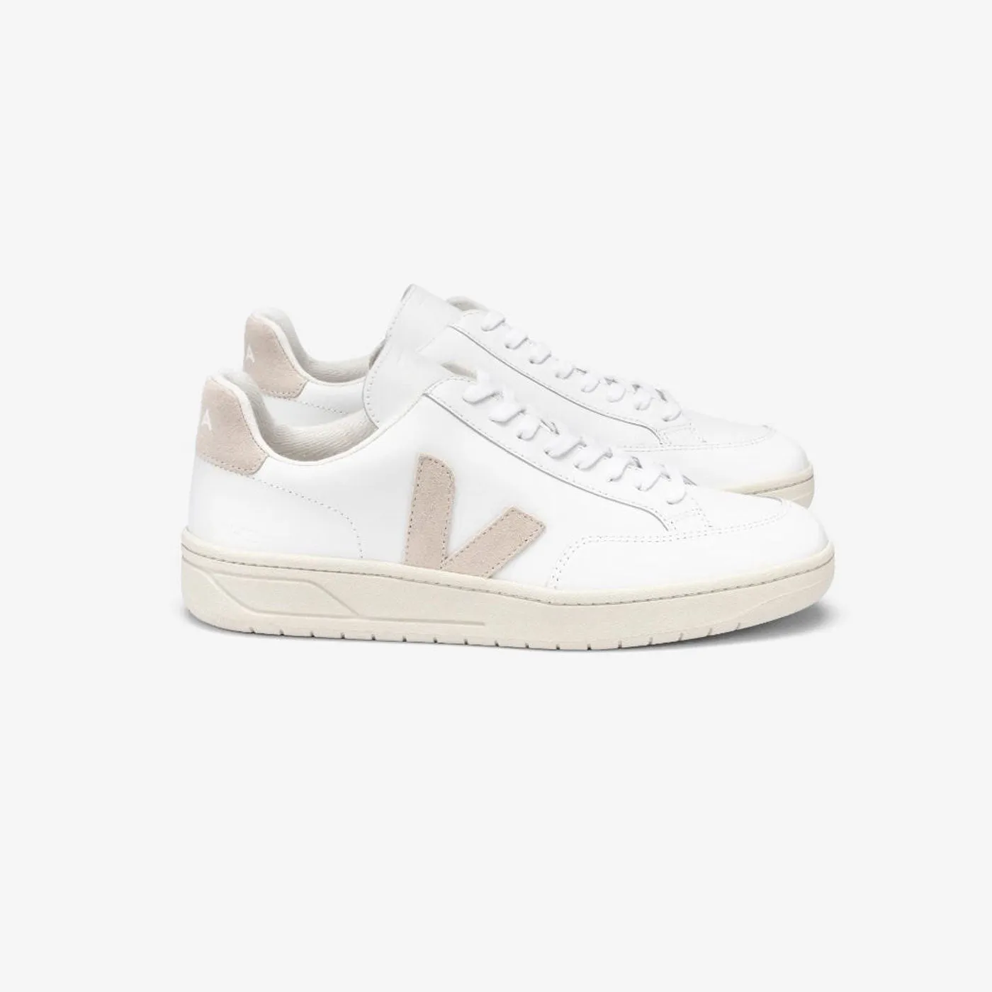 VEJA WOMEN'S V12 LEATHER EXTRA WHITE SABLE