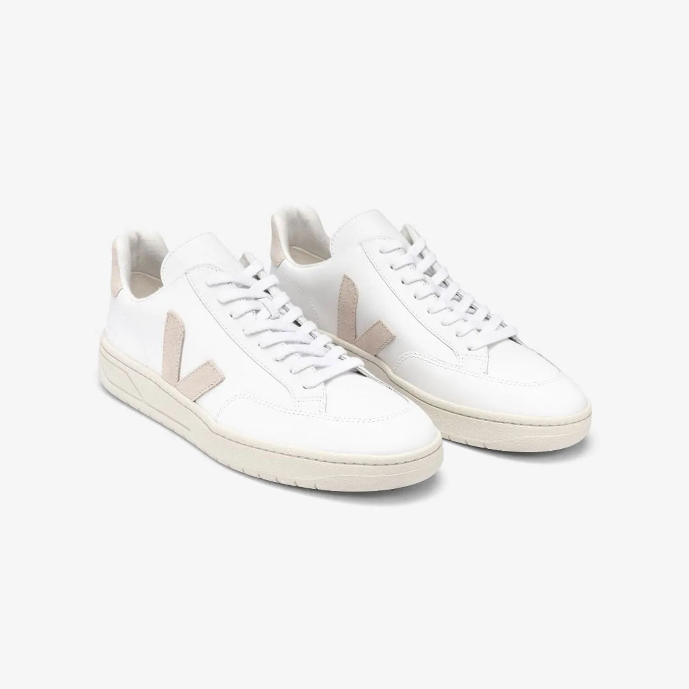 VEJA WOMEN'S V12 LEATHER EXTRA WHITE SABLE