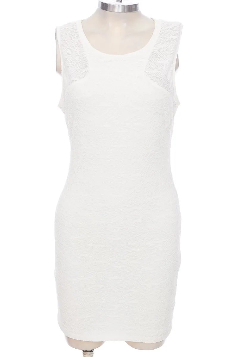 VESTIDO / ENTERIZO COLOR BLANCO  BERSHKA