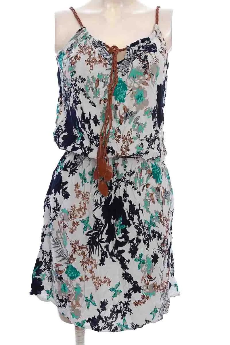 VESTIDO / ENTERIZO COLOR BLANCO  CLOSEANDO