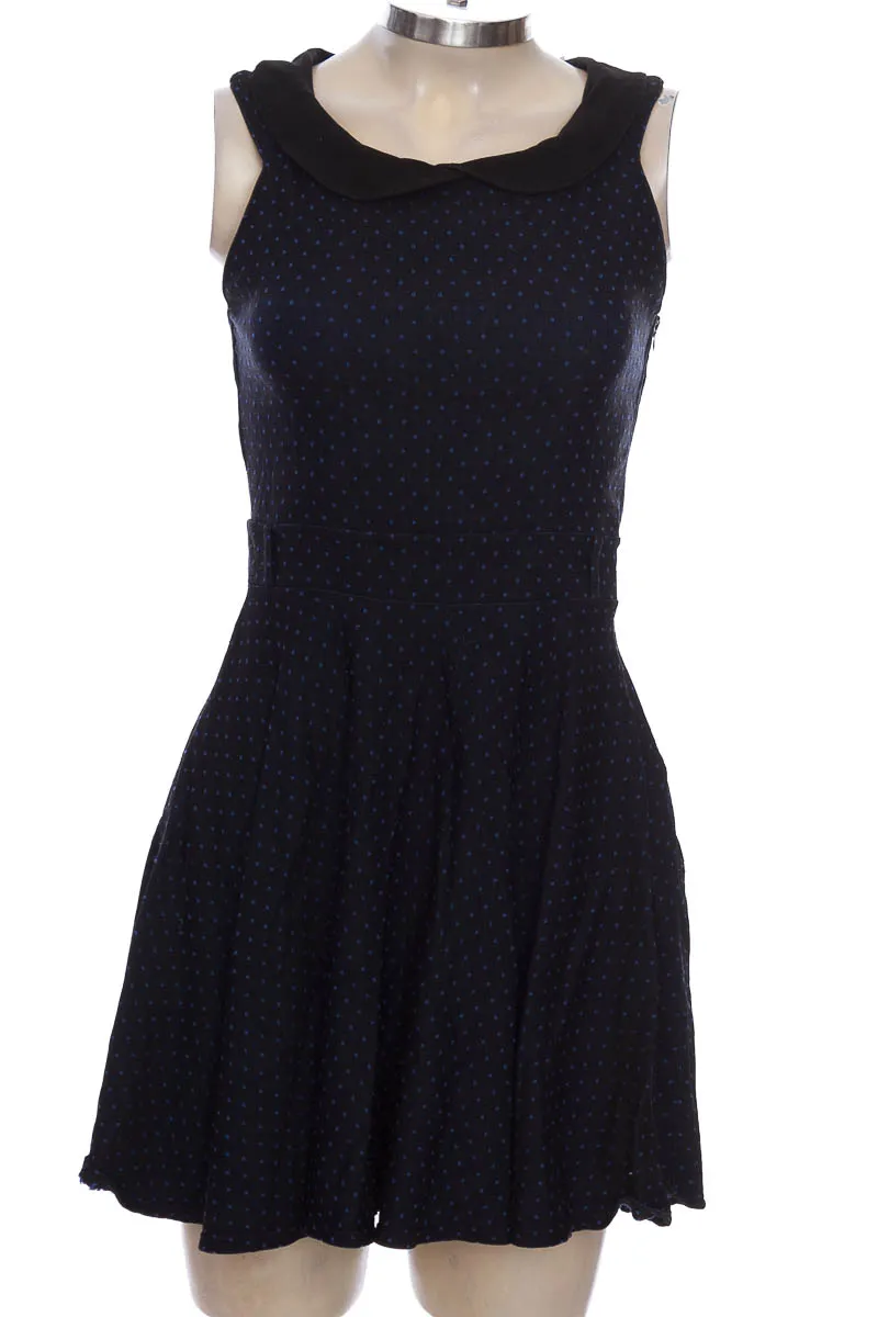 VESTIDO / ENTERIZO COLOR NEGRO  CLOSEANDO