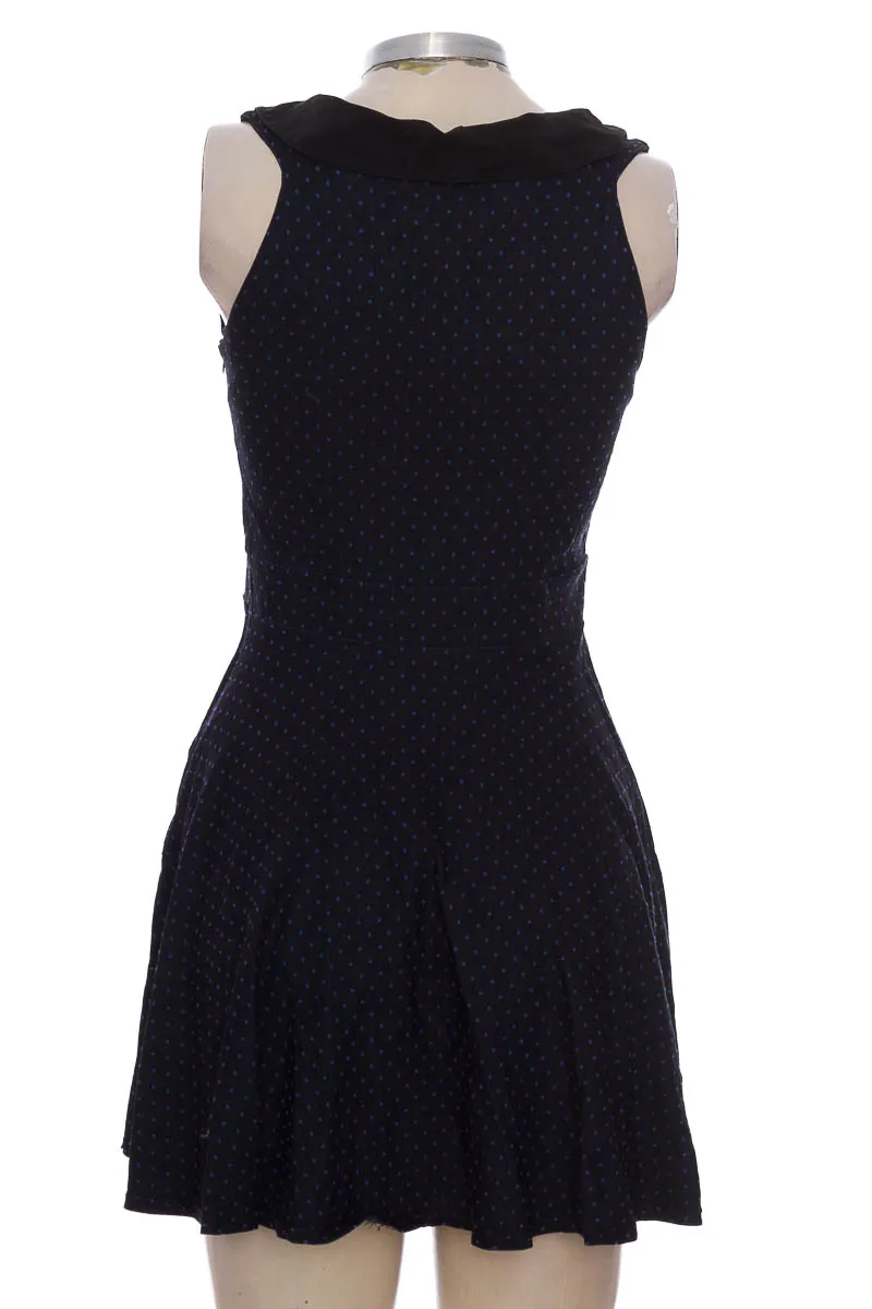 VESTIDO / ENTERIZO COLOR NEGRO  CLOSEANDO
